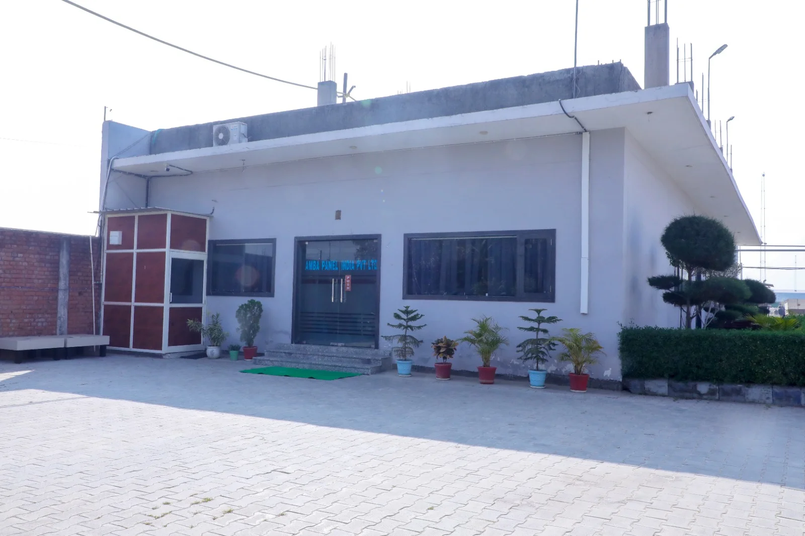 3 3